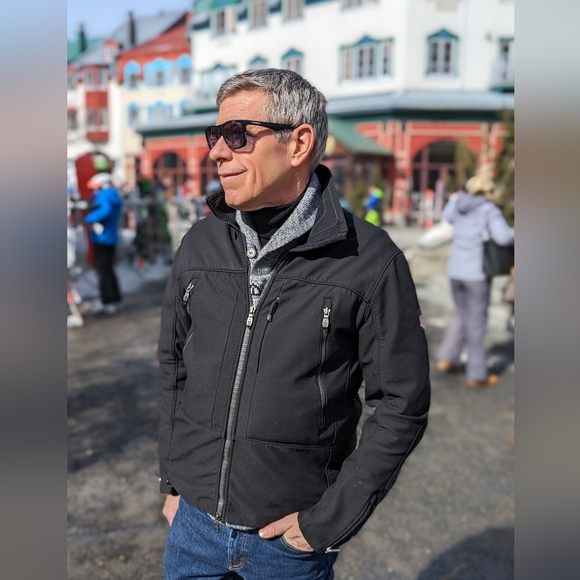 Victorinox / Swiss Army Black Jacket - Picture 8 of 9